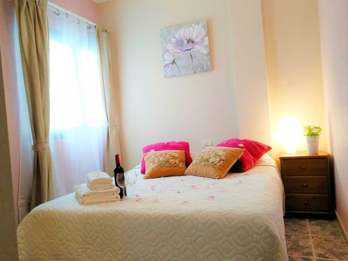 Bright Spacious Apartment, 2 Min Walk From Beach Канделария Экстерьер фото