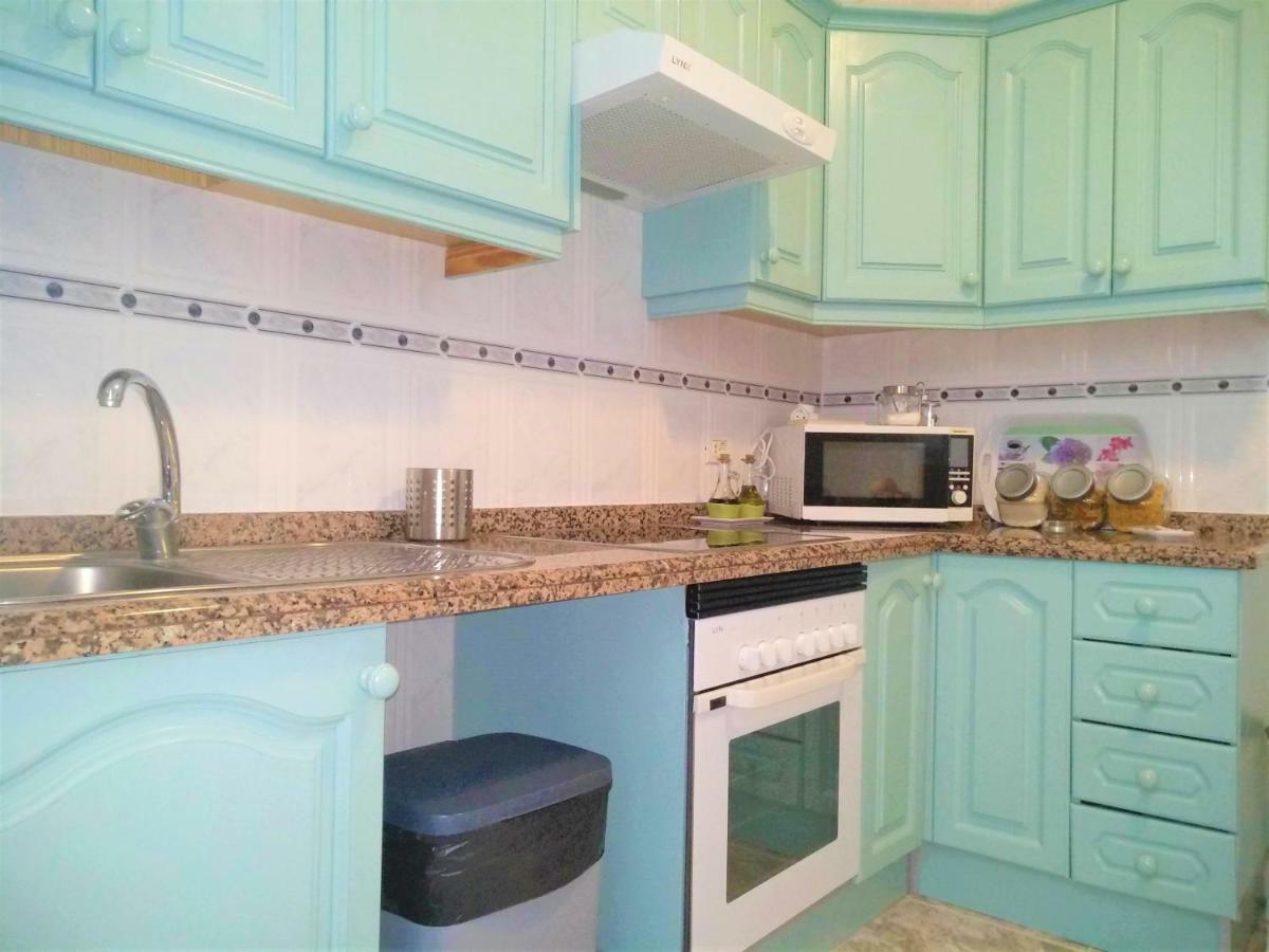 Bright Spacious Apartment, 2 Min Walk From Beach Канделария Экстерьер фото