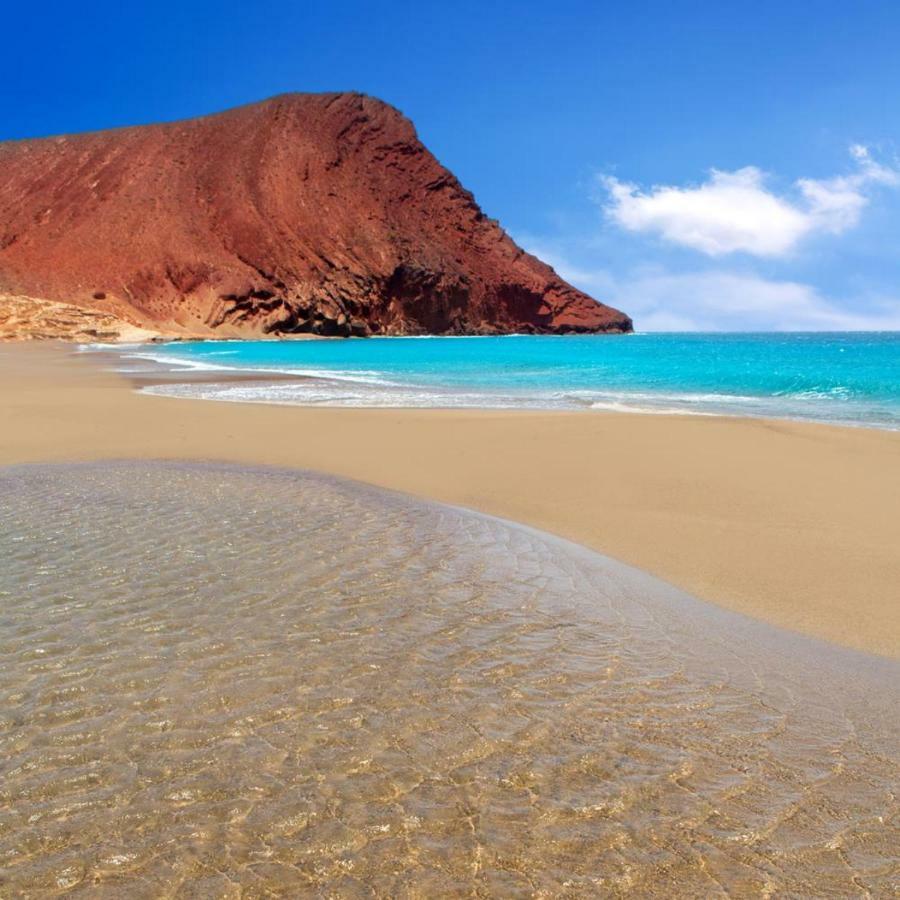 Bright Spacious Apartment, 2 Min Walk From Beach Канделария Экстерьер фото